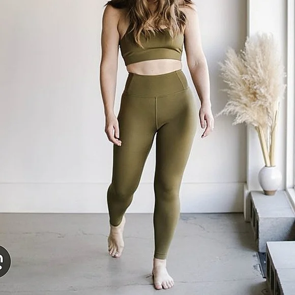 Girlfriend Collective Fern FLOAT Ultralight Legging Womens-Size XL - Picture 6 of 17